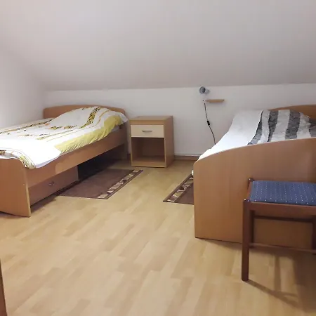 Prenocisca Valentin Hiša za goste Ljubljana
